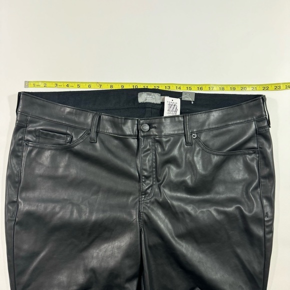 Torrid Perfect Skinny Faux Leather Mid Rise Pant Black - Picture 5 of 9